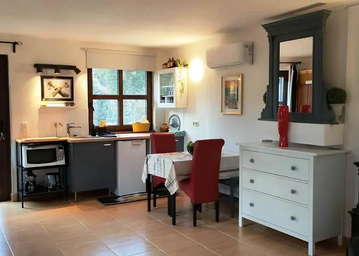 Fueloep Kishaz בית נופש *